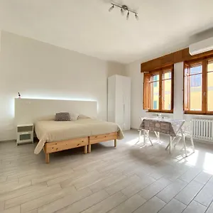 https://montelungo-suite.it-tuscanyhotel.com